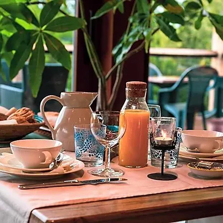 Un Air De Bourlingueurs فندق مبيت وإفطار 3*